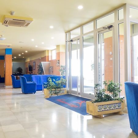 Hotel Bezana Lago Санта-Крус-де-Бесана Экстерьер фото