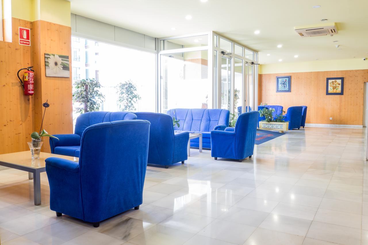 Hotel Bezana Lago Санта-Крус-де-Бесана Экстерьер фото